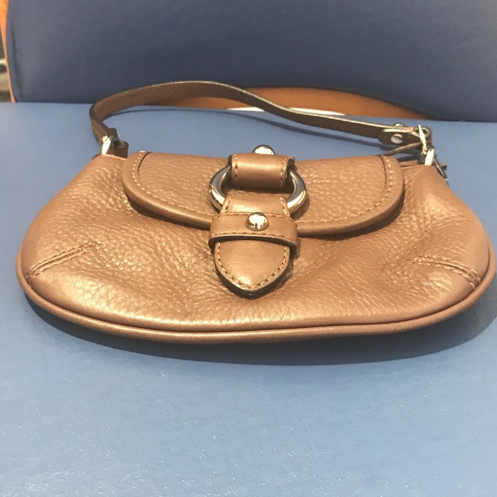 Banana Republic brown pebble leather wristlet - Picture 14 of 16